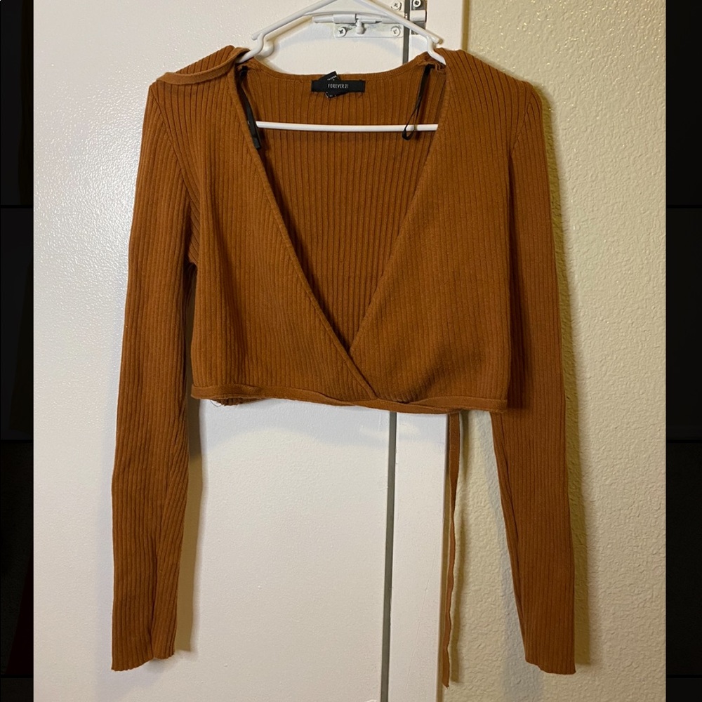 Forever 21 brown crop top